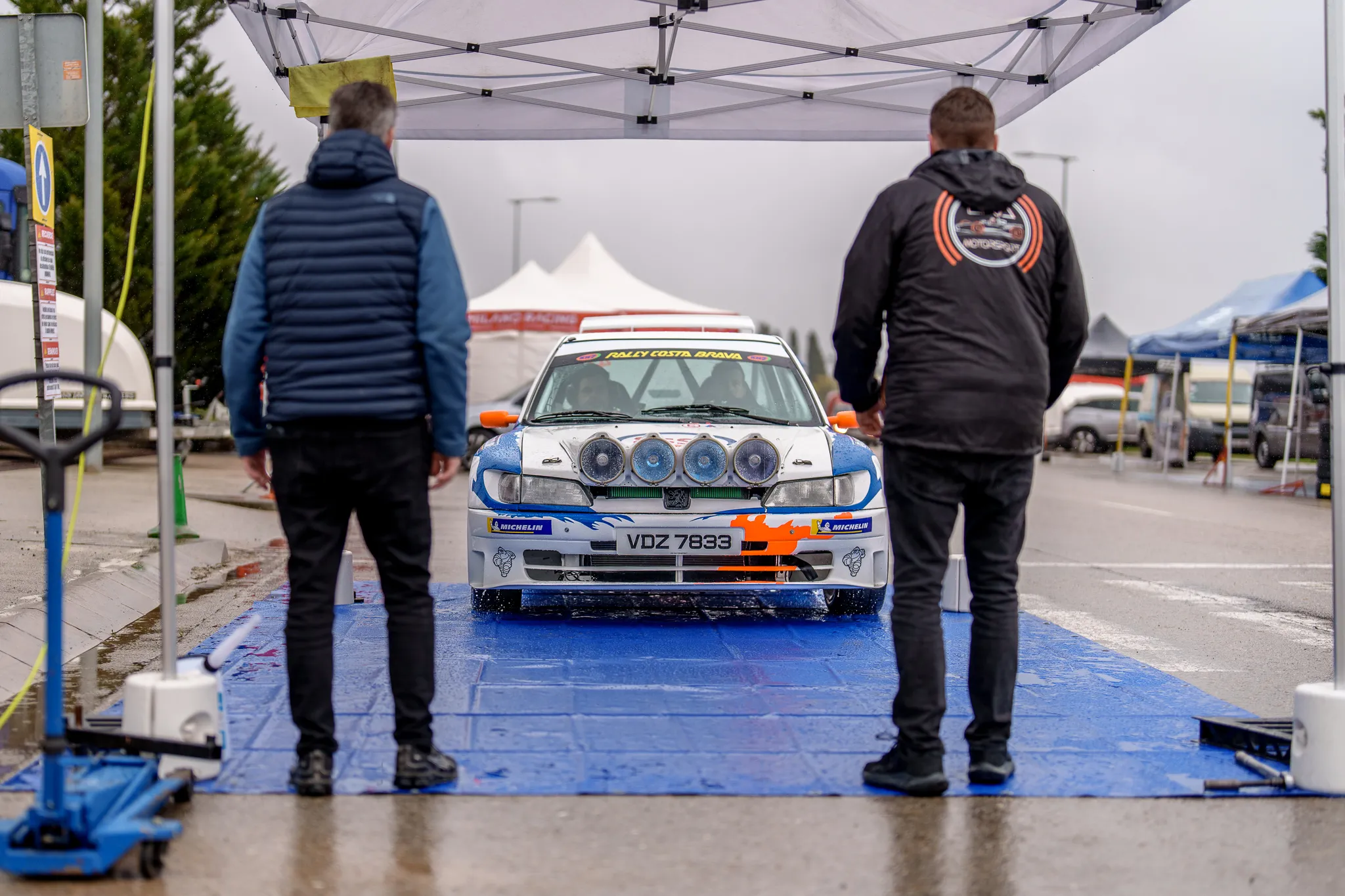 W pogoni za prędkością w górach: Mój debiut na Rally Costa Brava gallery image 50