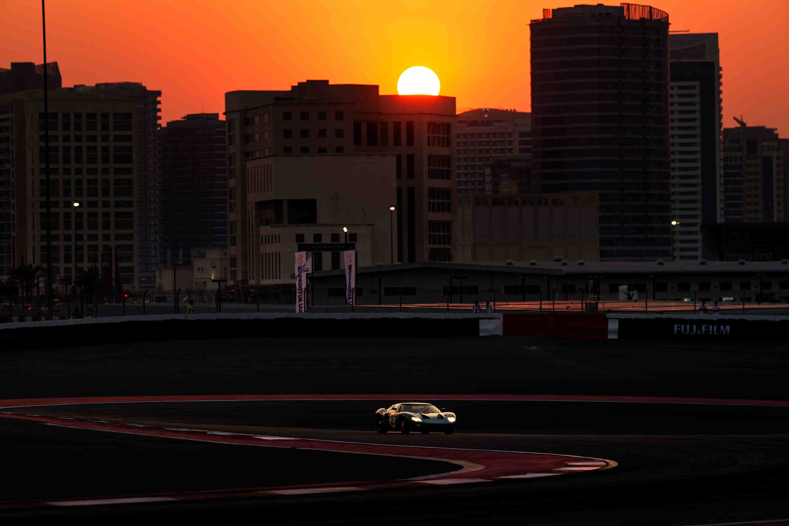 find perfect sunset locations